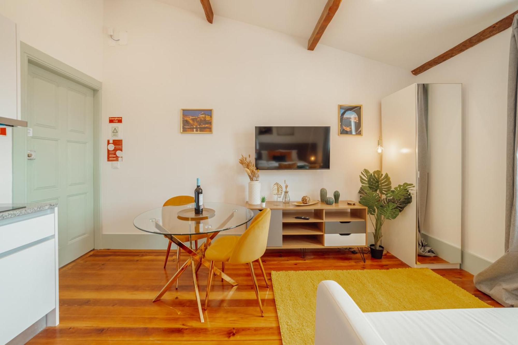Downtown Suites By Vacationy Porto Bagian luar foto