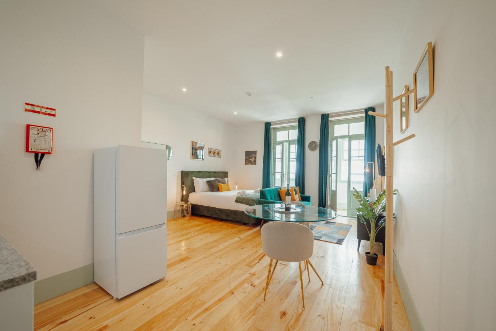 Downtown Suites By Vacationy Porto Bagian luar foto