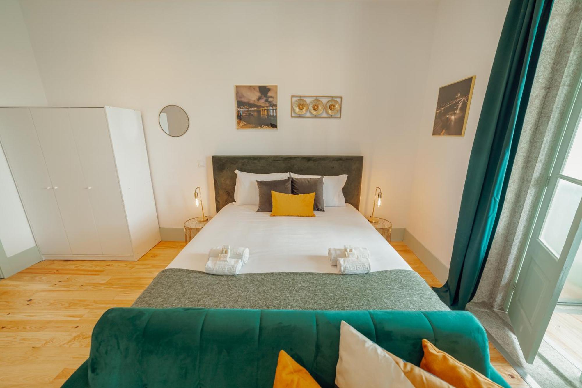 Downtown Suites By Vacationy Porto Bagian luar foto