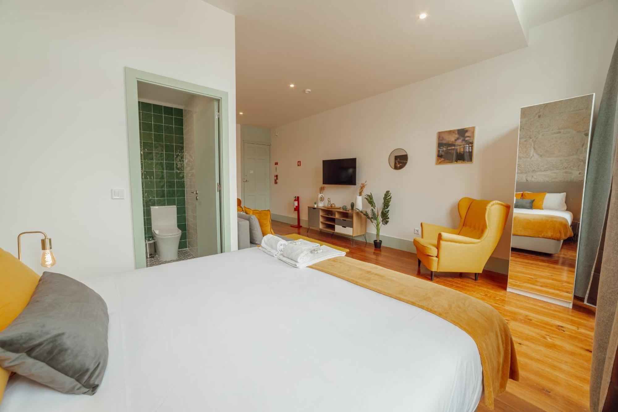 Downtown Suites By Vacationy Porto Bagian luar foto