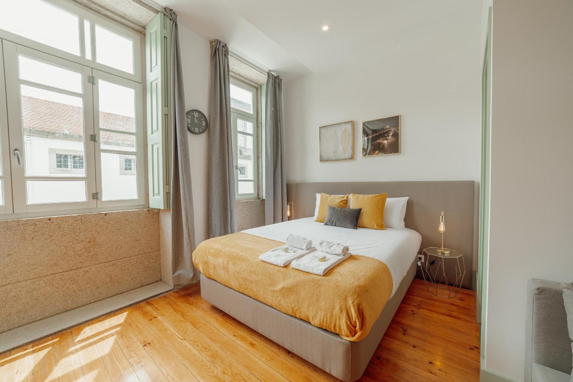 Downtown Suites By Vacationy Porto Bagian luar foto