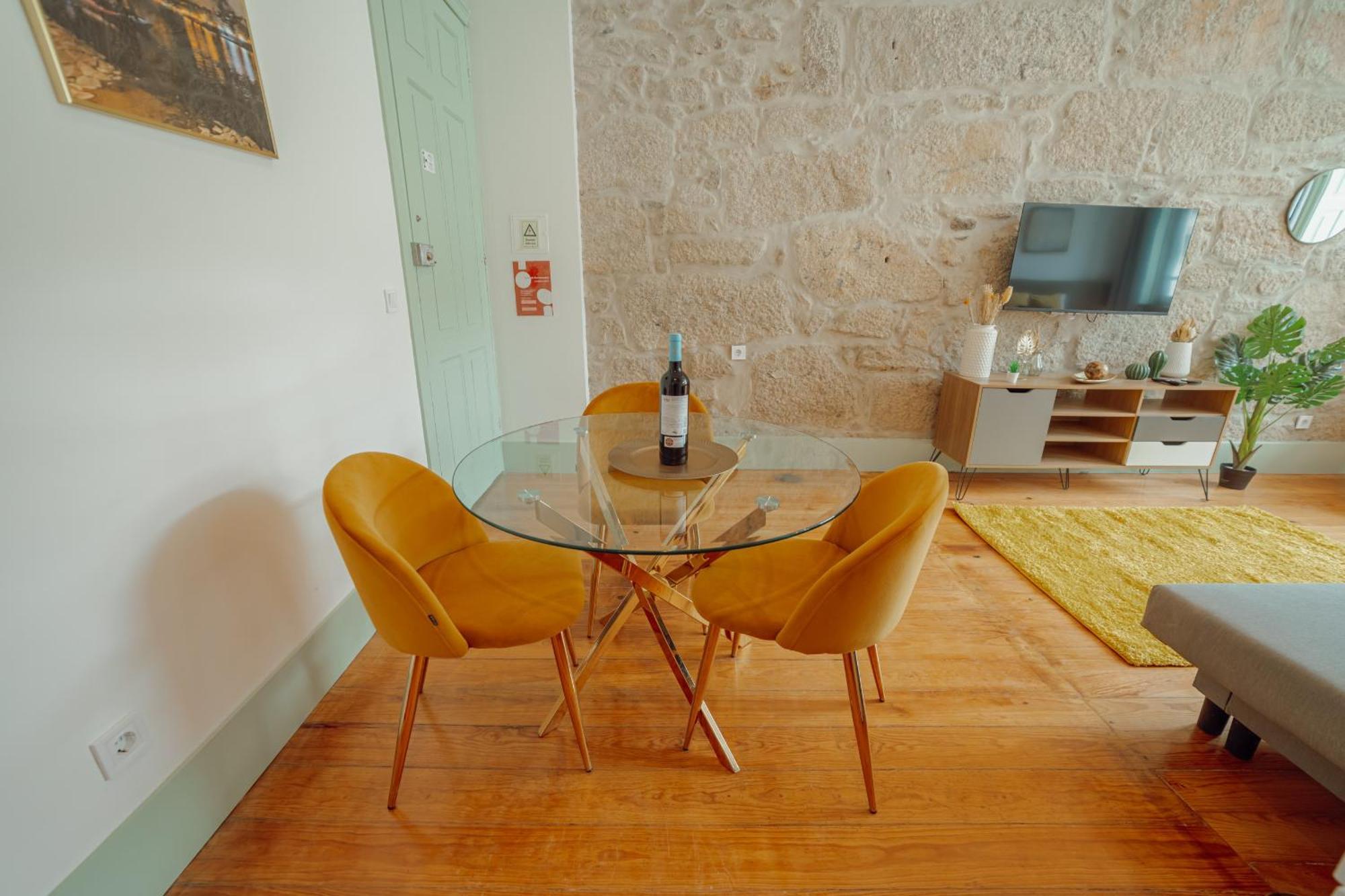 Downtown Suites By Vacationy Porto Bagian luar foto